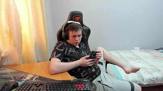 iliaskrislove live sex cam