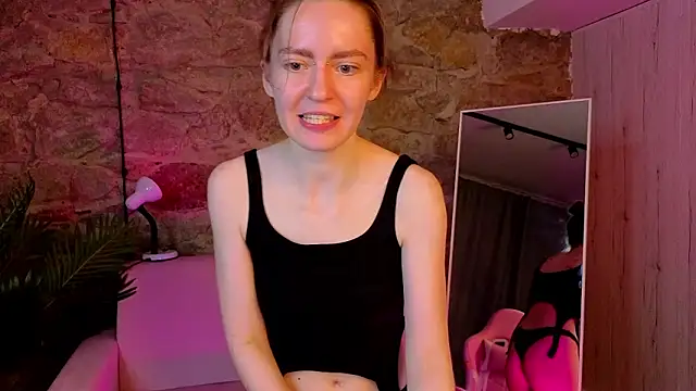 KristineValbuena's cam snapshot