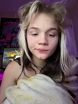 Cutiepiespanks live sex cam