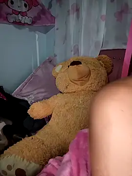 U-Upaaita's cam snapshot