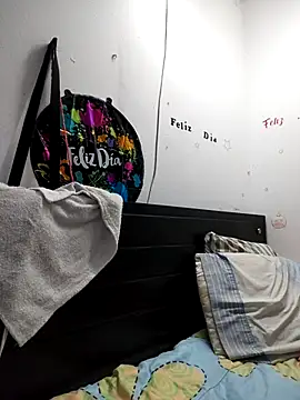 karlythoth@xh's cam snapshot