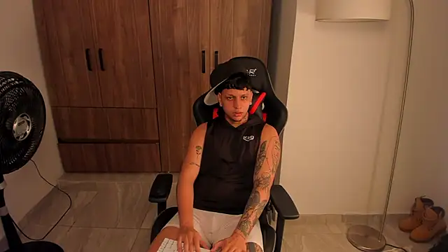 Jake_simons live sex cam