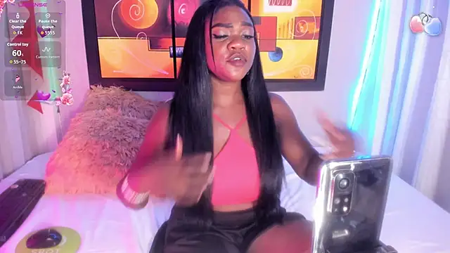 Emabland2 live sex cam