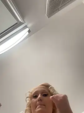 Marilynxo's cam snapshot