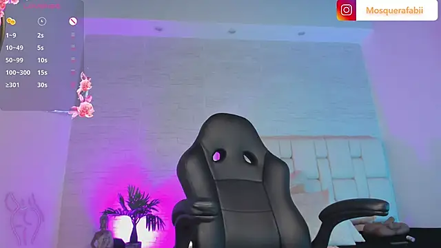 naina_deivis33's cam snapshot