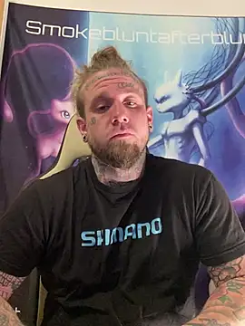 Smokebluntafterblunt's cam snapshot