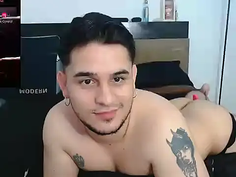 colin_lewis1's cam snapshot