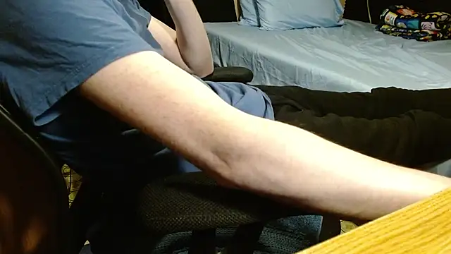 readytocome90's cam snapshot