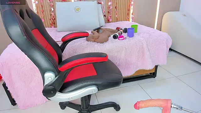 stephany_summer's cam snapshot