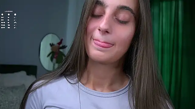 PiquingOgalala live sex cam