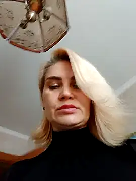 JennyOMay live sex cam