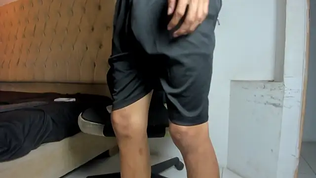 lunay_bigcock420's cam snapshot