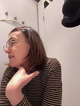 RinaCat's cam snapshot