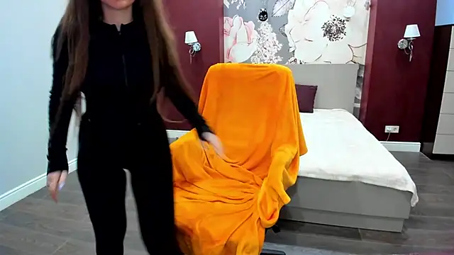 MissisCaty's cam snapshot