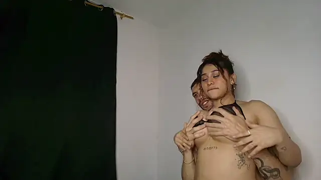 Demian-melany live sex cam