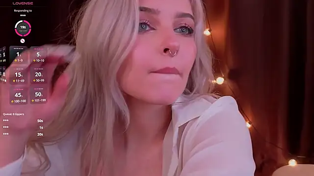 ShyniAlice's cam snapshot