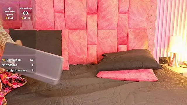 goldilockss15 live sex cam