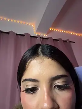 EmillieX live sex cam