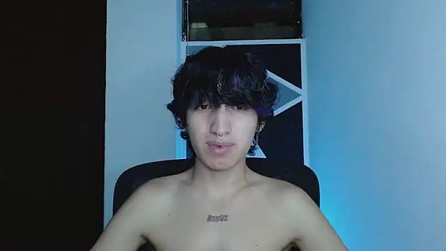 littlextreme live sex cam