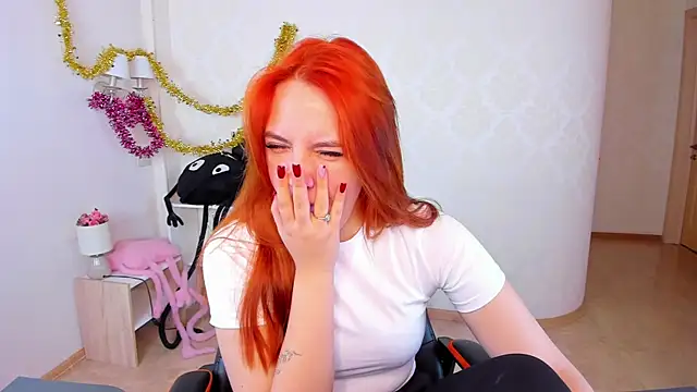 Gingerr_pie's cam snapshot