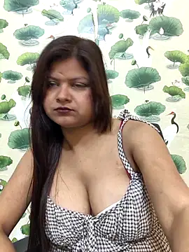 Attractive_Queen_'s cam snapshot