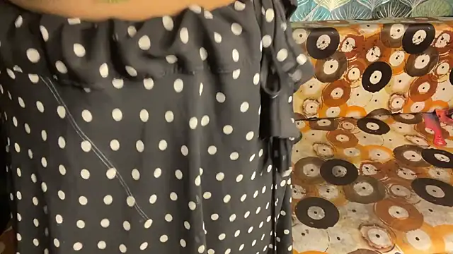 shuhana_'s cam snapshot