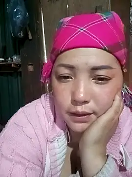 sary-hot2x's cam snapshot