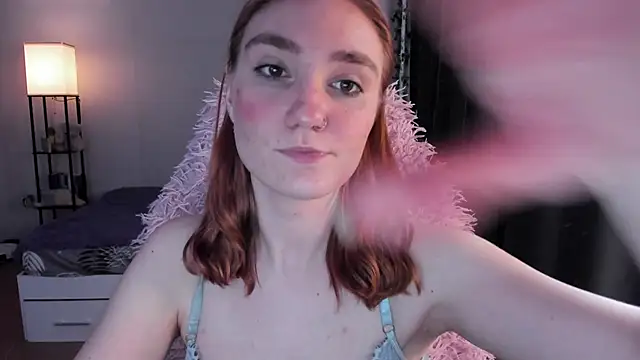 ReddHotPipper's cam snapshot