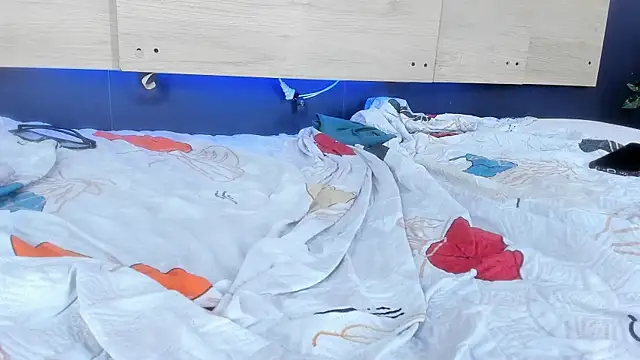 GrettaRouse's cam snapshot