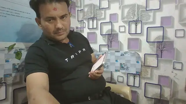 KUMA_500 live sex cam