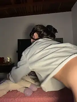 Paulet_Johnson's cam snapshot