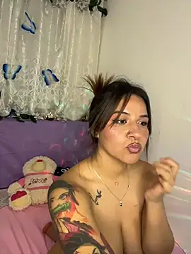 Linda_Bellucci's cam snapshot