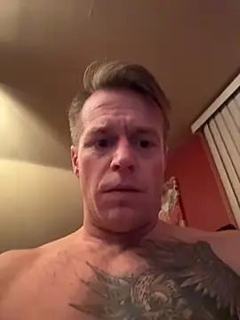 DILFiGuess1 live sex cam