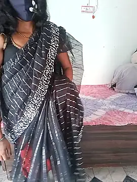 Hotty_pooja_07's cam snapshot