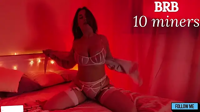 Emily_Gin's cam snapshot