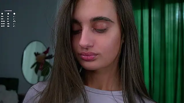 PiquingOgalala live sex cam