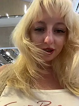 RonnieKiss's cam snapshot