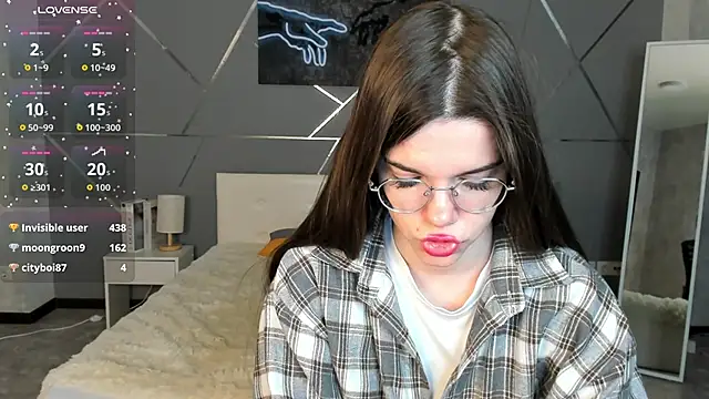 miss__evelyne's cam snapshot