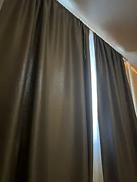 MiaTee's cam snapshot