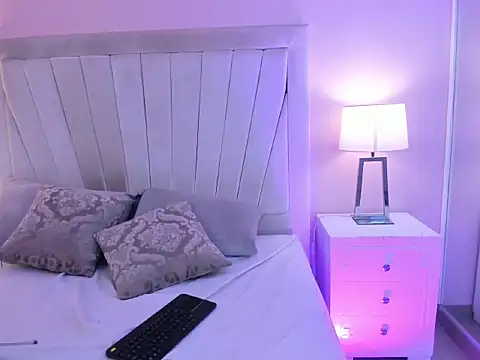 ZoeyClarck live sex cam
