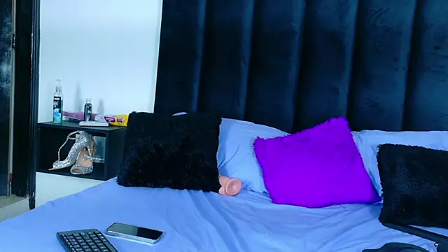 AvaniBloom_ live sex cam