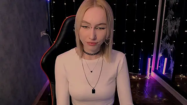 crybambi's cam snapshot