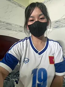 MintShow18's cam snapshot