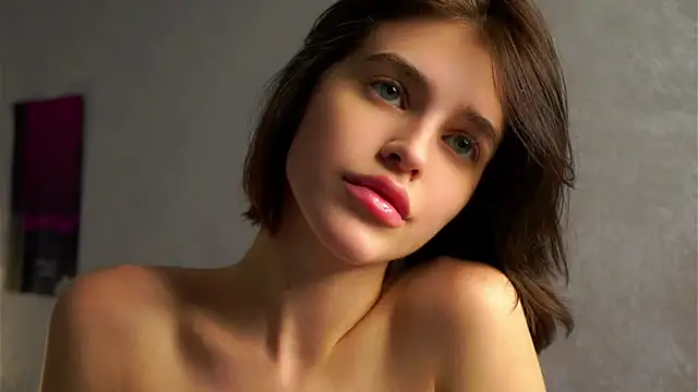 EleneButton's cam snapshot