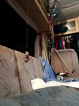 ShawnandDani7074's cam snapshot