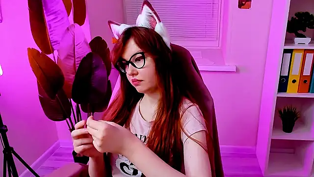 CarolGiggly live sex cam