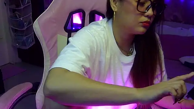 AngelHennesy's cam snapshot