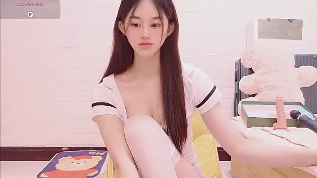 marina-cutegirll's cam snapshot