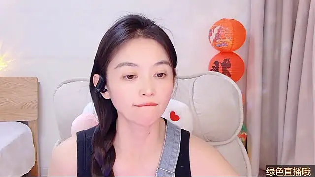 Coco-Sweetie live sex cam