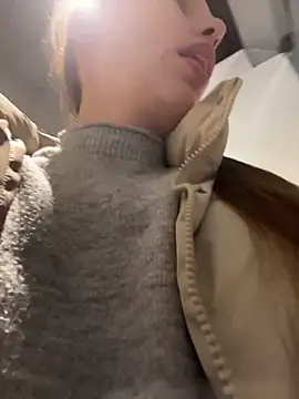 LeiaMood live sex cam